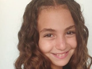 Antalya'da köpekten kaçarken kamyonun çarpması ile ölen Mahra mezarı başında anıldı