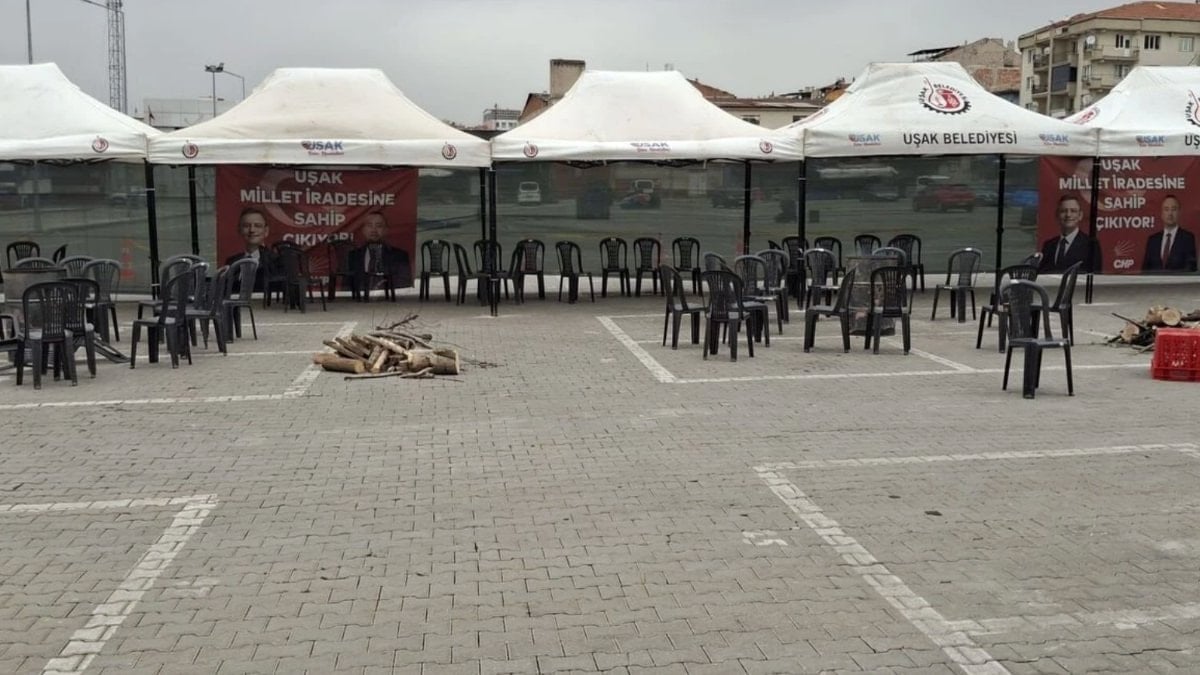 Özkan Yalım'a destek için kurulan çadır boş kaldı