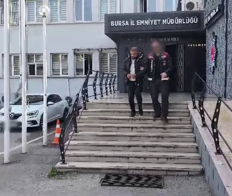 Yardım toplayıp, paraları kendine alan sosyal medya fenomeni tutuklandı