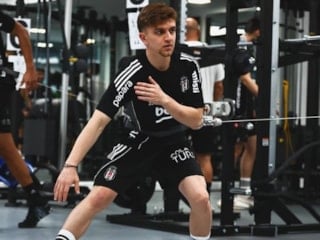 Beşiktaş salonda çalıştı
