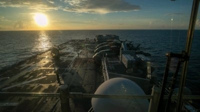 3 bin 500 deniz piyadesini taşıyan gemi Orta Doğu'ya ulaştı