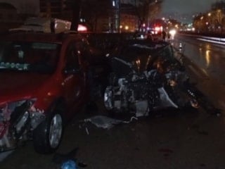 Bursa'da zincirleme kazada 3 kişi yaralandı