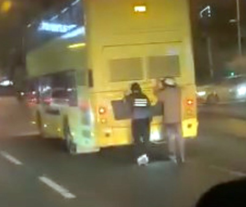 İstanbul'da iki tehlikeli yolculuk kameraya yansıdı