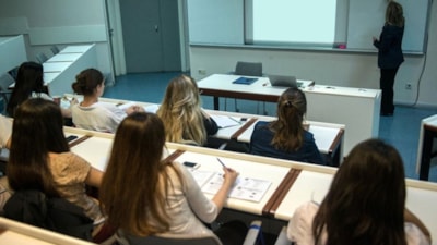 Lisans eğitim süresinde değişiklik masada: 3 yıla düşürülmesi planlanıyor
