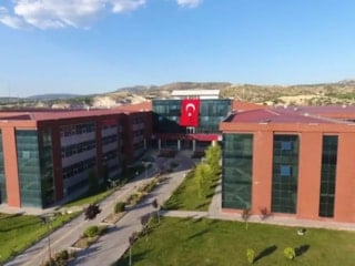 Burdur'da üniversitede taciz skandalı: Öğretim görevlisi meslekten çıkartıldı