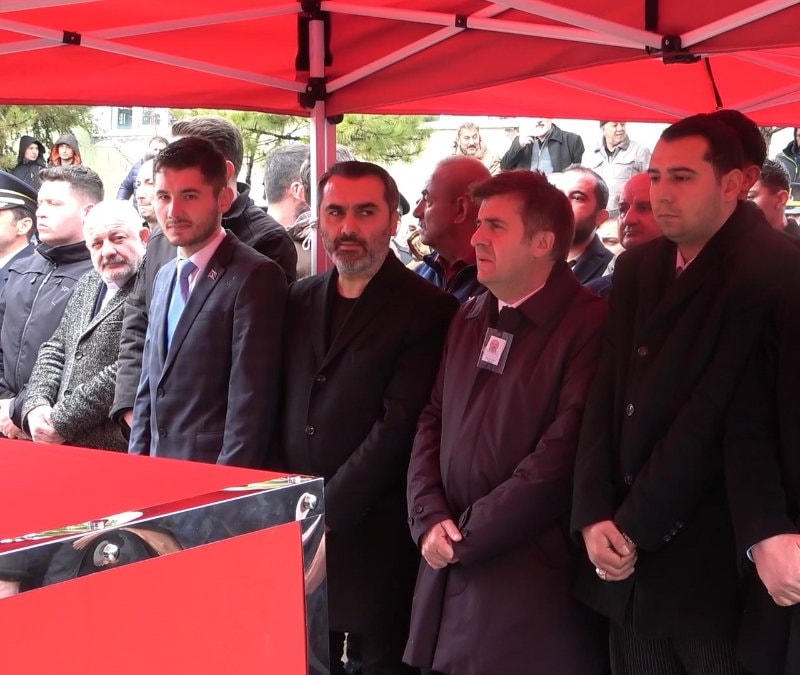 Şehit olan polis memuru Serkan Ünal son yolculuğuna uğurlandı