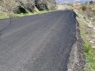 Adıyaman’da çöken karayolu, sürücüleri tedirgin ediyor