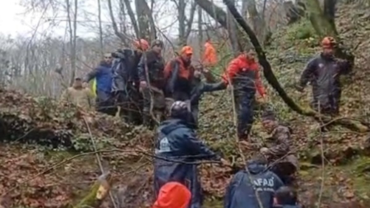 Sakarya'da kayıp olarak aranan yaşlı adamın cansız bedenine ulaşıldı
