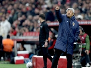 Beşiktaş'tan Mircea Lucescu için geçmiş olsun mesajı