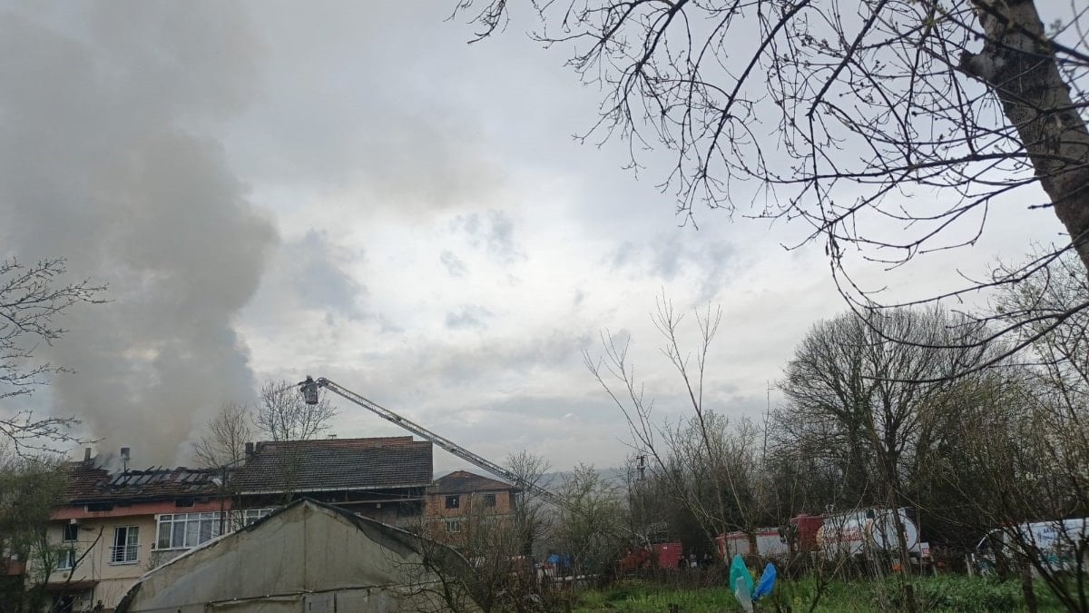 Zonguldak'ta doğal gaz patlaması sonucu bir evde yangın çıktı