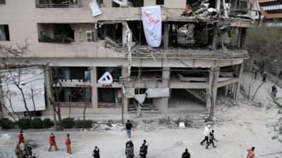 Tahran'da vurulan Al Araby TV binası görüntülendi