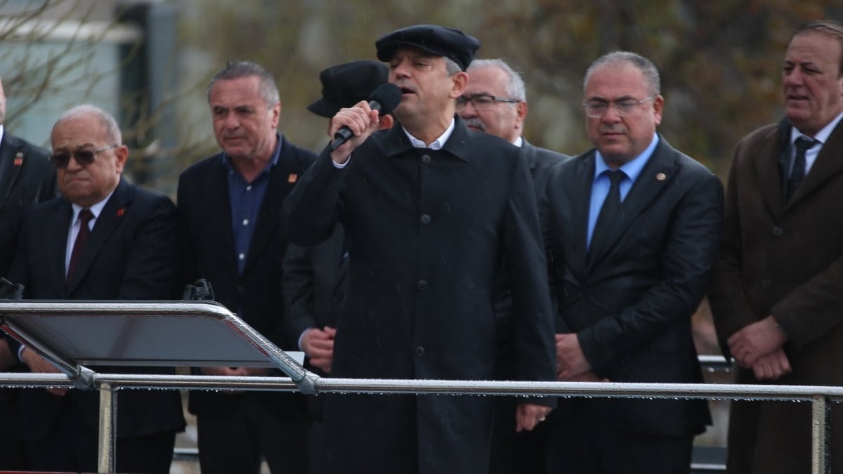 Özgür Özel hakkında "Cumhurbaşkanına hakaret" soruşturması başlatıldı