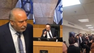 İsrail Meclisinde panik: Milletvekilleri İran'ın füzelerinden korunmak için sığınaklara gitti