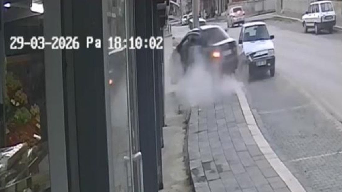 Tokat'ta otomobilin markete girdiği kazada 2 kişi yaralandı