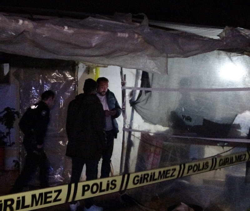 Antalya'da genç kadın evde silahla göğsünden vurulmuş halde ölü bulundu