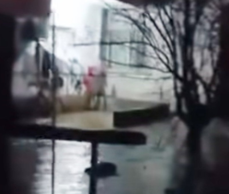 Şırnak'ta şiddetli yağış: Köy yolları göle döndü