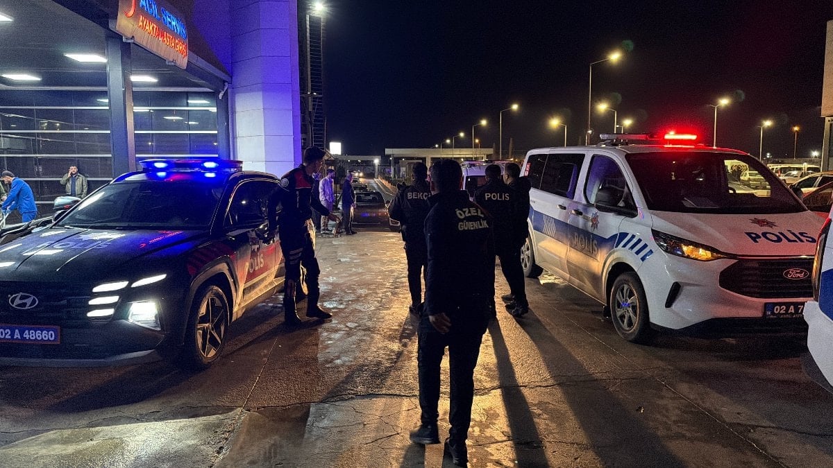 Adıyaman'da yaralı yakınları hastanede birbirine saldırdı