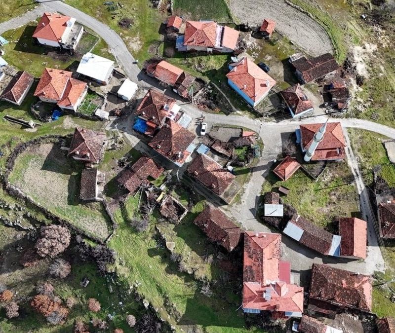 Türkiye'de köy sayısı 18 bin 215 olarak resmi kayıtlara geçti