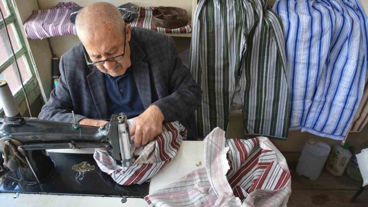 Manisa'da üretiliyor! Unutulan çizgili pijamalar yeniden revaçta