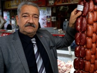 Adana'da uzmanından vatandaşa 'ucuz sucuk' uyarısı