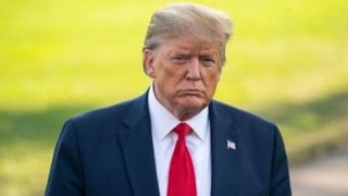 Trump: Hürmüz Boğazı açılmazsa petrol tesislerini hedef alırız