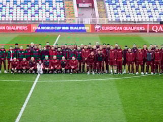 A Milli Futbol Takımı, Fadil Vokrri Stadı'nda yürüyüş yaptı