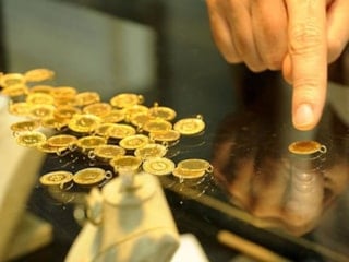 Ekonomi için kayıp mı, güvence mi: Türkiye'nin "yastık altı altın" gerçeği