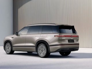 Volkswagen'in en büyük SUV modeli Çin'de satışa çıktı