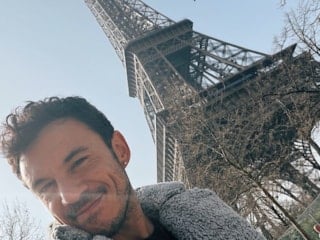 Şarkıcı Buray'ın ilginç takıntısı! Gittiği yeri işaretliyor