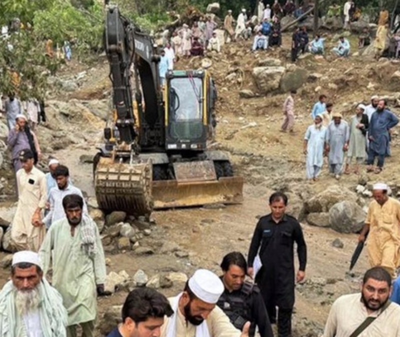 Afganistan ve Pakistan’ı şiddetli seller vurdu: 47 ölü