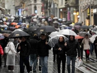 İstanbul Valiliği paylaştı: İstanbul'da 3 günde metrekareye 97 kilogram yağış düştü