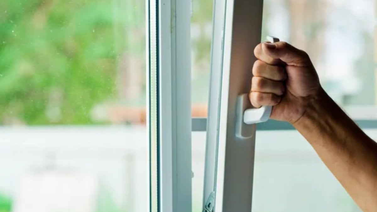 Nisan'dan itibaren gündüz pencereleri açmayın: İşte sebebi