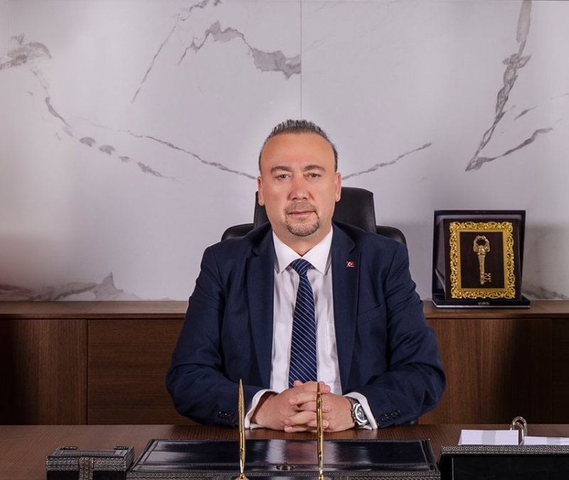 Özkan Yalım ile sevgilisinin yazışmaları: Aşkım işe gitmeme gerek var mı