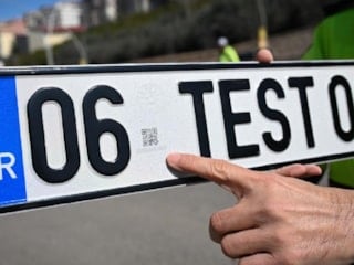 APP plakalar için son gün: Değişim merkezlerinde uzun kuyruklar