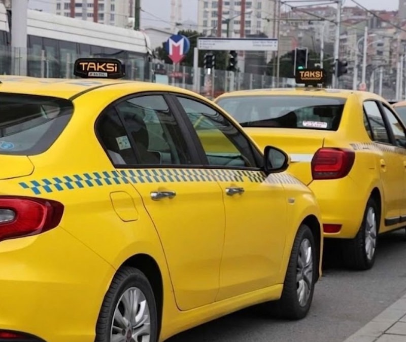 100 yıllık sır çözüldü: Taksilerdeki dama deseninin anlamı buymuş