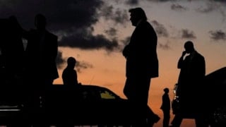 Donald Trump, ABD'nin bölgeden ayrılmasıyla Hürmüz'ün açılacağını öne sürdü