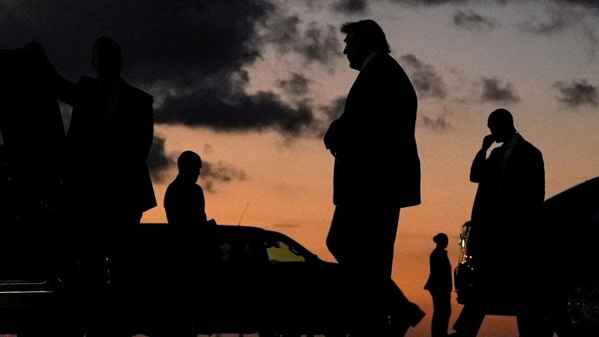 Donald Trump, ABD'nin bölgeden ayrılmasıyla Hürmüz'ün açılacağını öne sürdü