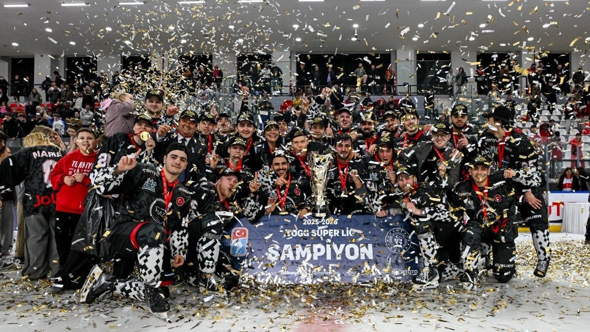 Buz Hokeyi Erkekler Süper Ligi'nde şampiyon Buzadam oldu