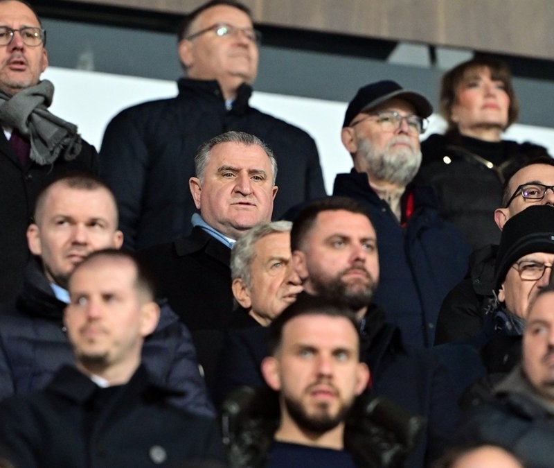 Osman Aşkın Bak: Çocuklarımızla gurur duyuyoruz