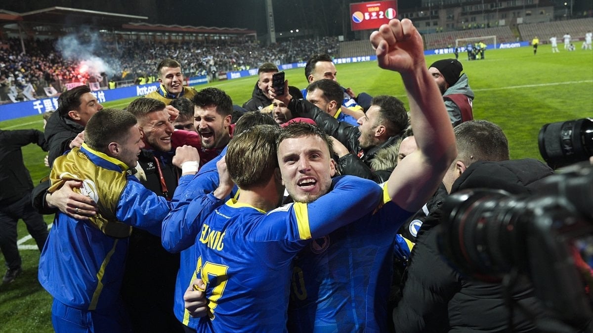 Bosna Hersek'ten tarihi zafer! İtalya'yı geçip Dünya Kupası'na gittiler