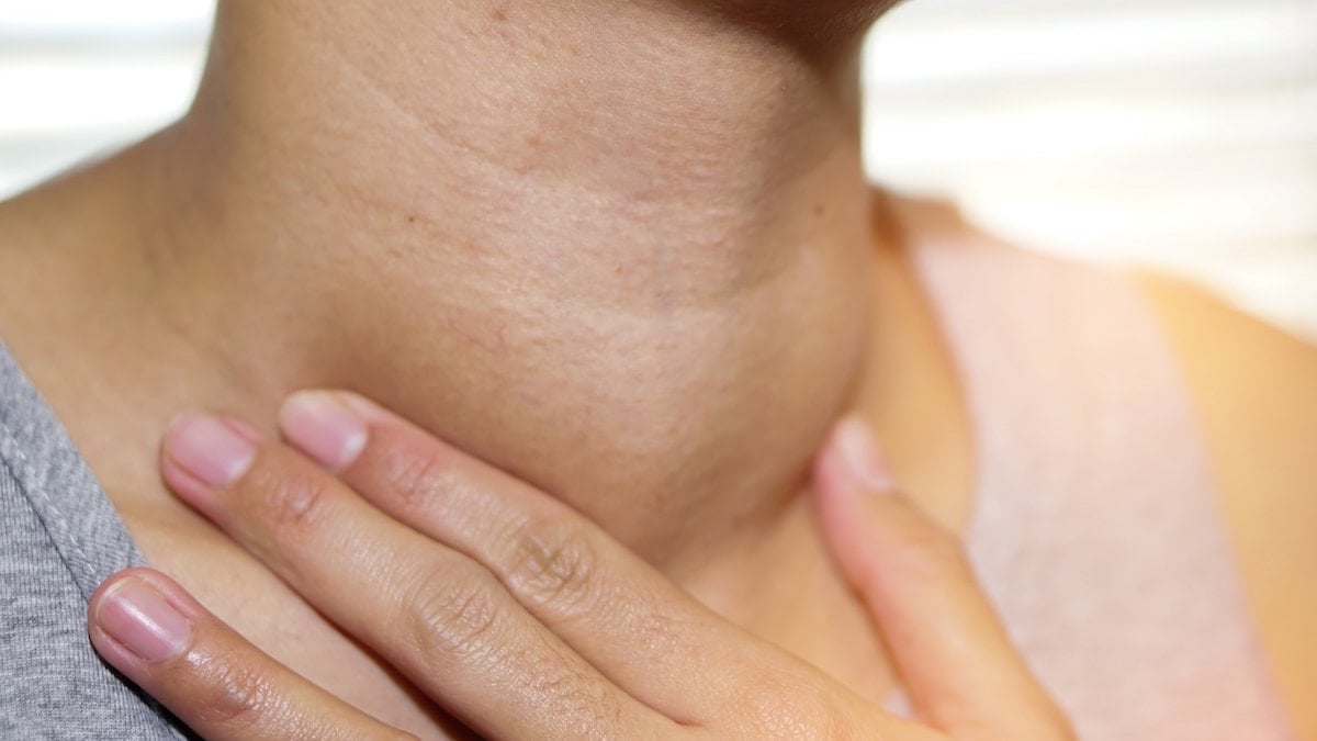 Boyundaki minik et benleri sadece estetik bir detay değil