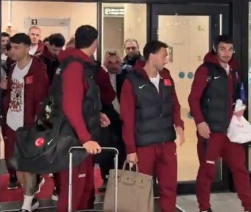 Dünya Kupası bileti alan Milliler yurda döndü