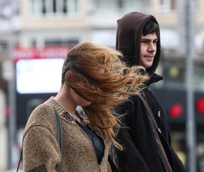 Yurt genelinde sıcaklıklar mevsim normallerinde: Kuvvetli rüzgar etkili olacak