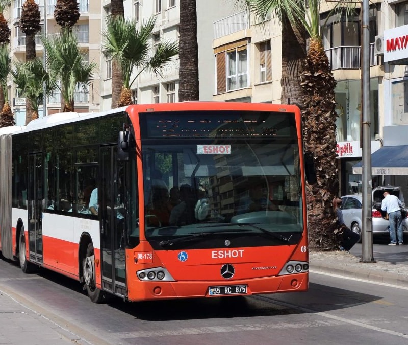 İzmir'de ulaşıma zam geldi: Yeni fiyatlar