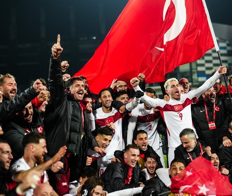 Amedspor'dan milli takım için Kürtçe kutlama