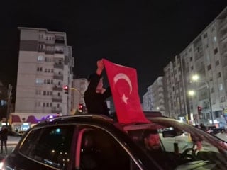 Dünya Kupası sevinci Eskişehir’i sardı: Kutlamaların en renkli anları çocuklardan