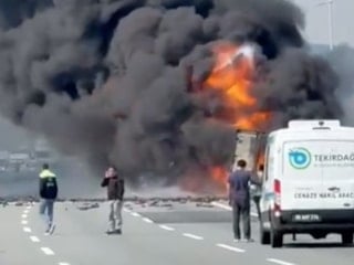 Kuzey Marmara Otoyolu’nda tır yangını