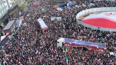 Tahran'da hayatını kaybeden denizciler için cenaze töreni düzenlendi