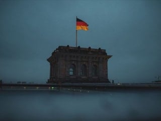 İran savaşı Alman ekonomisine darbe vurdu: Büyüme tahminleri yarıya indi