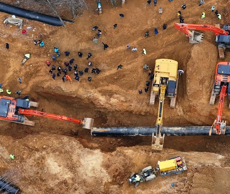 Düzce'de göçükte mahsur kalan işçilerden biri can verdi